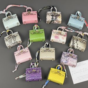 mini Bag and keychian Flash Sale in Livestream（free shipping by usps around 15-25shipping days)